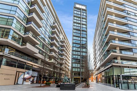 1 bedroom apartment for rent in Hanover House, Crown Square .